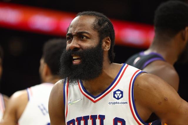 NBA年度最佳阵容：库里詹姆斯三阵 杜兰特二阵